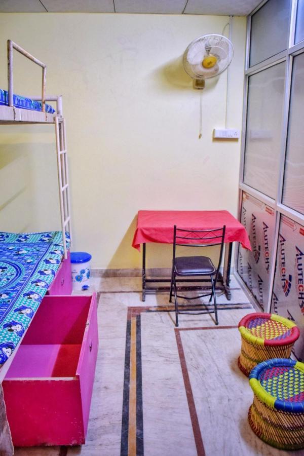 Pink City Hostel Джайпур Екстер'єр фото